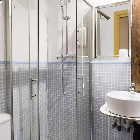 Guest house Artea 2*